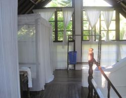 Villa Sunrise on the Bali North Shorebreakfast Included İç Mekan