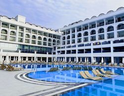Sunthalia Hotels Resort Dış Mekan