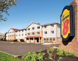 Super 8 by Wyndham Akron S/Green/Uniontown OH Genel