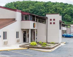 Super 8 by Wyndham Bridgeport/Clarksburg Area Genel