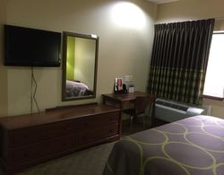 Super 8 by Wyndham Intercontinental Houston TX Genel