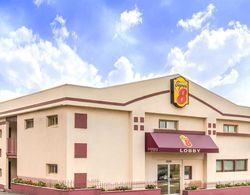 Super 8 by Wyndham North Bergen NJ/NYC Area Genel