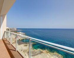 Super Luxury Apartment in Tigne Point, Amazing Sea Views İç Mekan