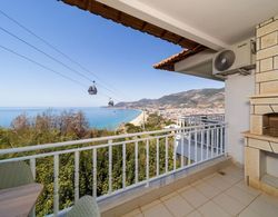 Superb Flat With Nature View and Balcony in Alanya Oda