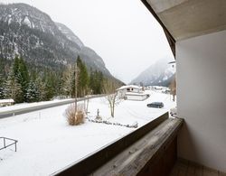 Superb Apartment in Leutasch Tyrol With Meadow Around Oda Düzeni