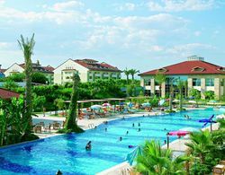 Süral Resort Hotel Havuz