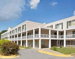 SureStay Plus Hotel by BW Atlanta Airport South Genel