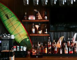 Surfer Caravan Gastro Pub - Suites Genel