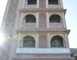 Hotel Surya Garh Dış Mekan