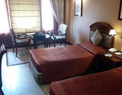 Hotel Suryansh Oda
