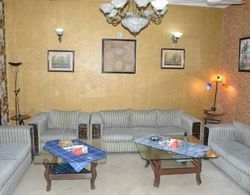 Hotel Sweet Inn Lahore Lobi