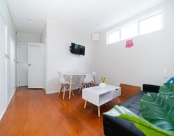 Takapuna Central Spacious & New Home İç Mekan