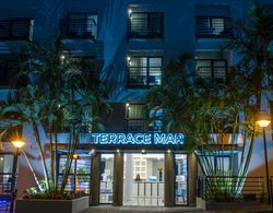 Terrace Mar Suite Genel