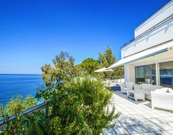 Villa Terri With Sea View Private Pool Direct Sea Access and Parking Oda