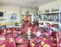 The Albany Lions Hotel Genel