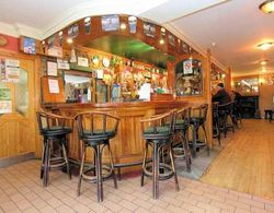 The Anvil Bar & Restaurant Genel