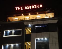 The Ashoka Hotel Dış Mekan