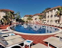 The Blue Lagoon Hotel Havuz