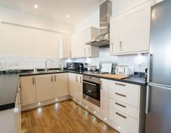 The Broadmead Forest - Spacious City Centre 3bdr Apartment Oda