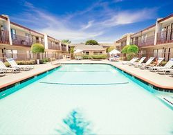 The Buena Park Hotel & Suites Genel