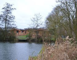 The Chiltern Lodges at Upper Farm Henton Öne Çıkan Resim
