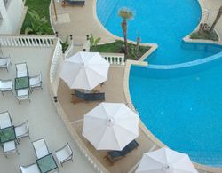 The Cliff Beach & Spa Resort Havuz