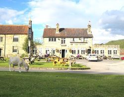 The Crown - Hutton le Hole Öne Çıkan Resim