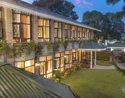 The Elgin Silver Oaks, Kalimpong Genel