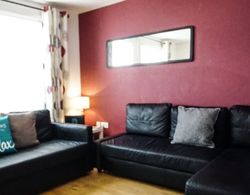 The Gathering Chester 2 Sleeps 14 Very Close to City Centre Racecourse Within Walls İç Mekan