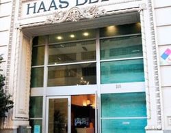 The Haas Building Dış Mekan
