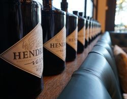 The Hendrick's Hotel Genel