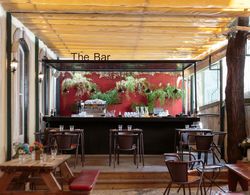 The Independente Suites & Terrace Bar