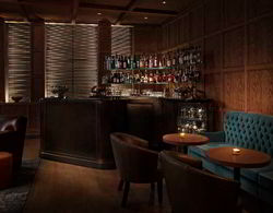 The London Edition Bar