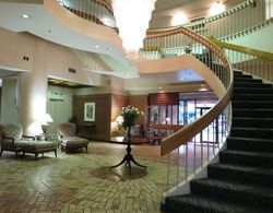 The McLure Hotel & Suites Genel