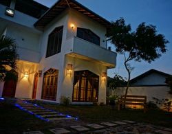 The Villa Negombo Dış Mekan