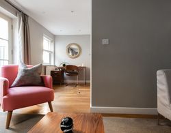 The Norfolk Maisonette - Lovely 4BDR Mews Home in Paddington Dış Mekan