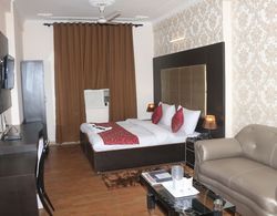 Hotel The Paramont, Delhi Dış Mekan