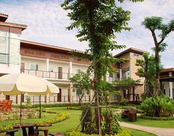 The Park Nangrong Resort Dış Mekan