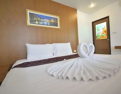 The Patong Center Hotel Oda Manzaraları