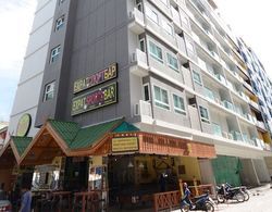 The Patong Center Hotel Oda Manzaraları
