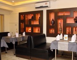 The Pearl Hotel, Kolkata Yerinde Yemek