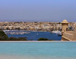 The Phoenicia Malta Havuz