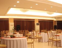 The Plaza Hotel Balanga City Genel