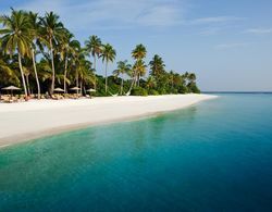 The Sun Siyam Iru Fushi Maldives Plaj