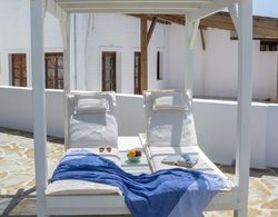 The Veranda of Gavrion - Deluxe Cycladic House Oda