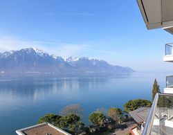 The View Montreux Oda Manzaraları