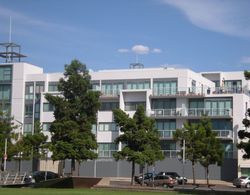 The Waterfront Apartments, Geelong Dış Mekan