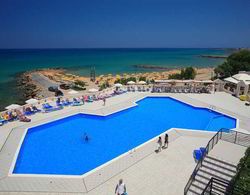 Themis Beach Hotel Havuz