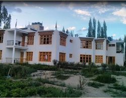 TIH Hotel Ladakh Heaven Dış Mekan