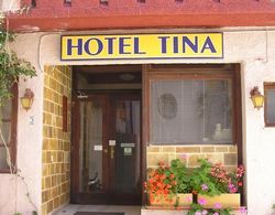 Tina Economy Hotel Dış Mekan